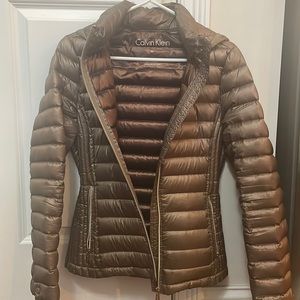 Calvin Klein Bronze Light Packable Premium Down Puffer Jacket.